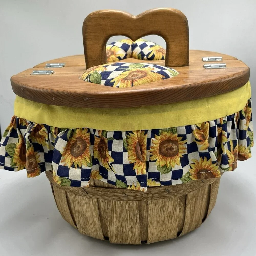 Vintage Half Bushel Sewing Picnic Basket Wooden Handle Sunflower Fabric Lined